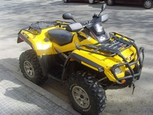 CAN-AM OUTLANDER 800 XT